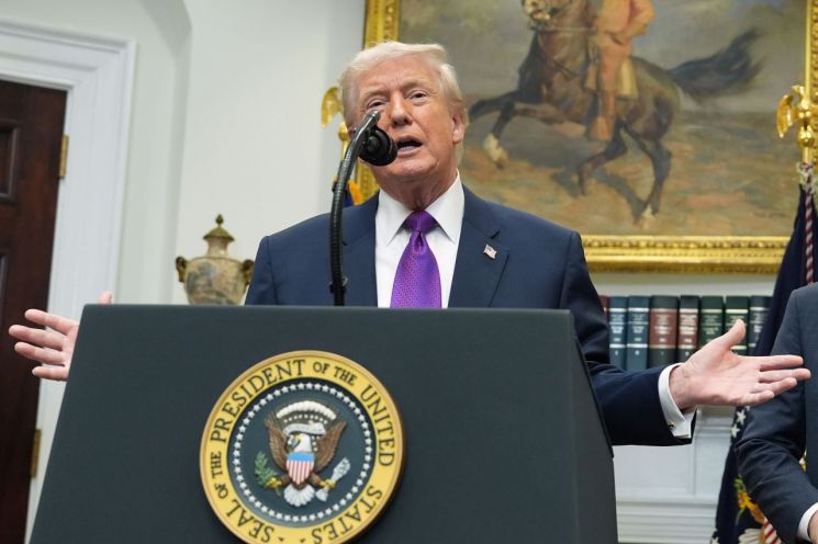 트럼프, 이란 핵협상 시한 '한달' 제한…"신속히 합의해야"