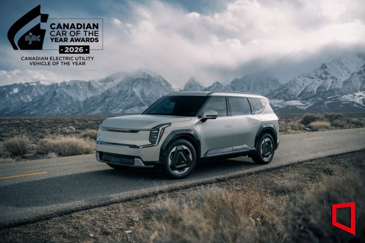 현대차그룹은 캐나다 토론토에서 열린 '2026 캐나다 국제 오토쇼'에서 현대차 팰리세이드가 '2026 캐나다 올해의 유틸리티 차량', 기아 EV9(사진)이 '올해의 전동화 유틸리티 차량'을 각각 수상했다고 13일 밝혔다. 현대차