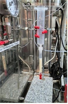 병원에 갈륨-68 발생기의 핵심 소재 컬럼을 설치해 비임상 평가를 위한 시스템 구성을 완료한 모습. 연구진 제공