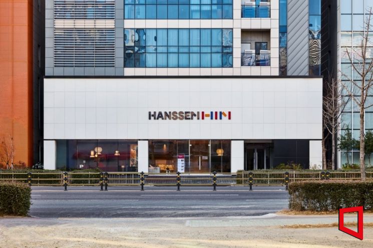 가구 빅2 한샘·현대리바트, 리하우스·특판 고도화로 반등 '사활'