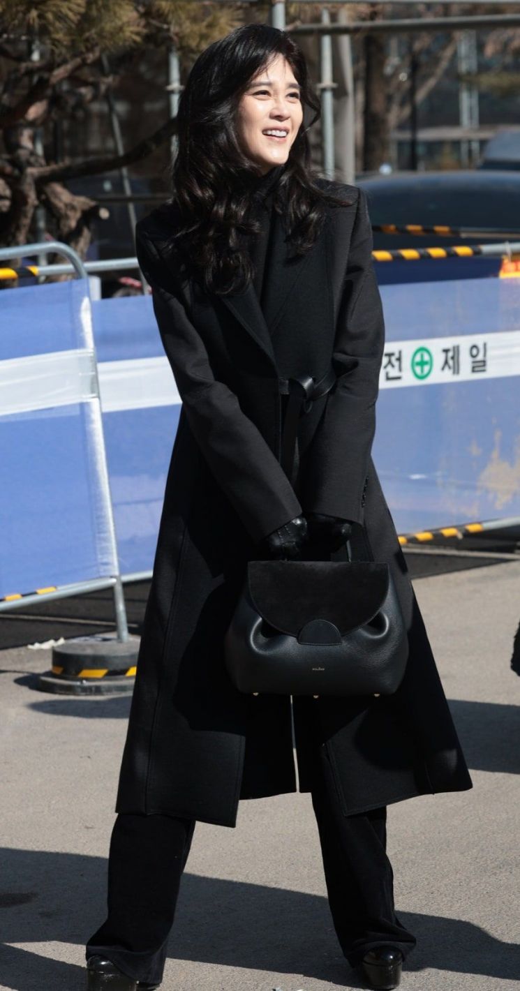 '수천만원'일줄 알았는데 70만원? 가격보다 완성도 무게 둔 이부진 사장의 '올드머니룩'[럭셔리월드]