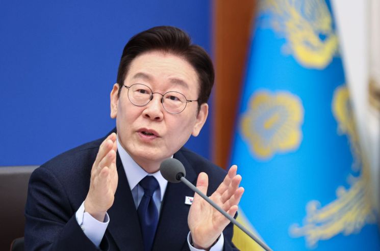 장동혁 겨냥한 李대통령 "국민의힘은 '다주택자 특혜' 유지해야 한다고 보나?"