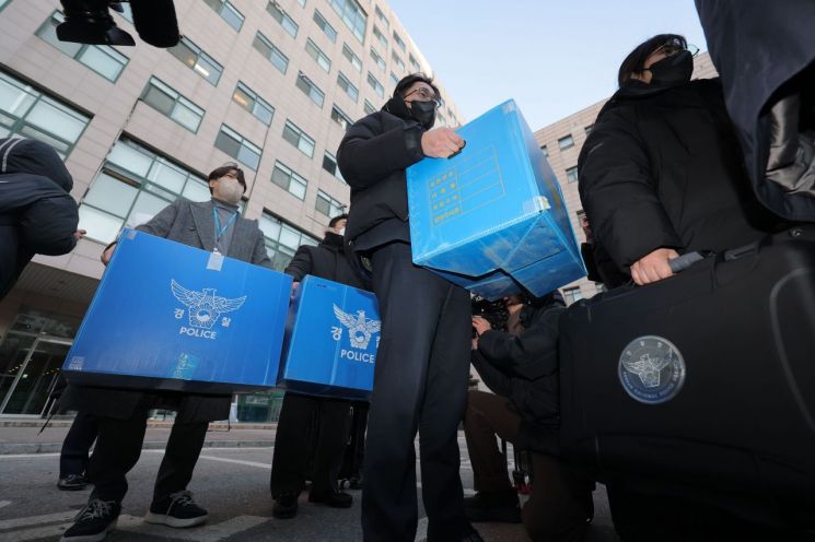 경찰, '북한 무인기' 대학원생 이적죄 구속영장 신청