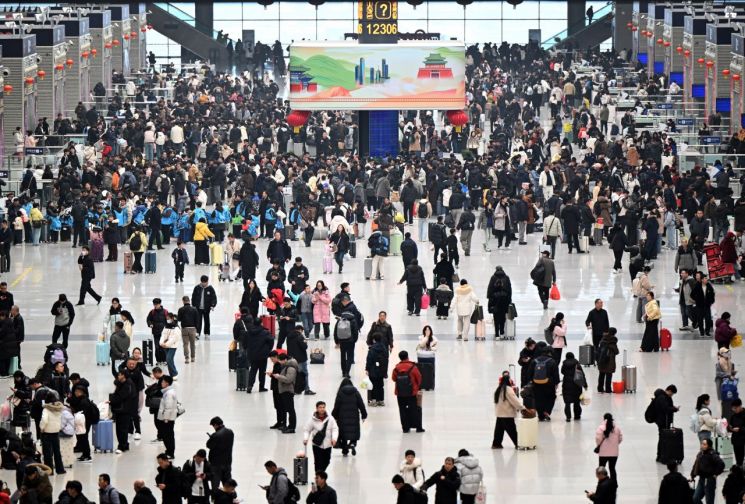 "연휴 앞, 예민하다더니"…'비혼·비출산' 언급까지 단속 나선 곳