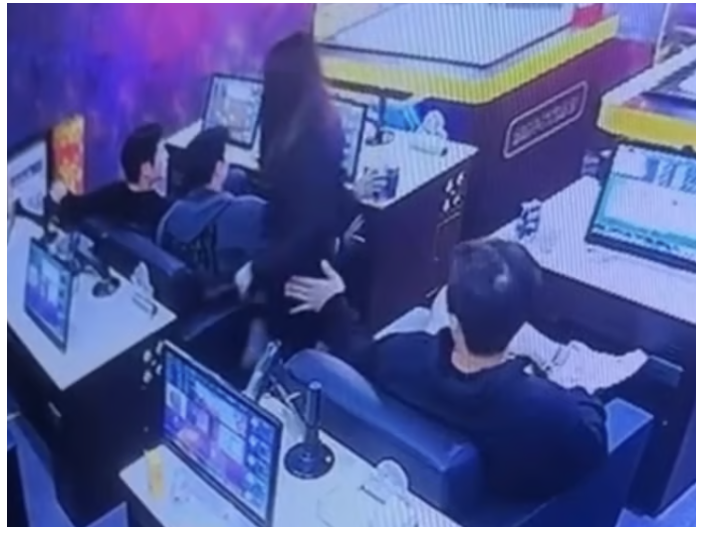 롯데자이언츠 4명, '불법 도박'으로 강제귀국…성추행 의혹엔 "사실 아냐"