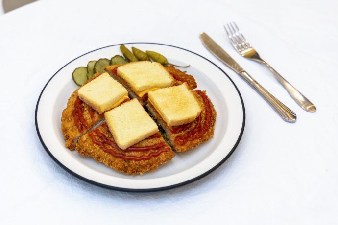 아는 사람은 찾아서 가는 휴게소, 차 세우게 만드는 이유가 있네[디깅 트래블]