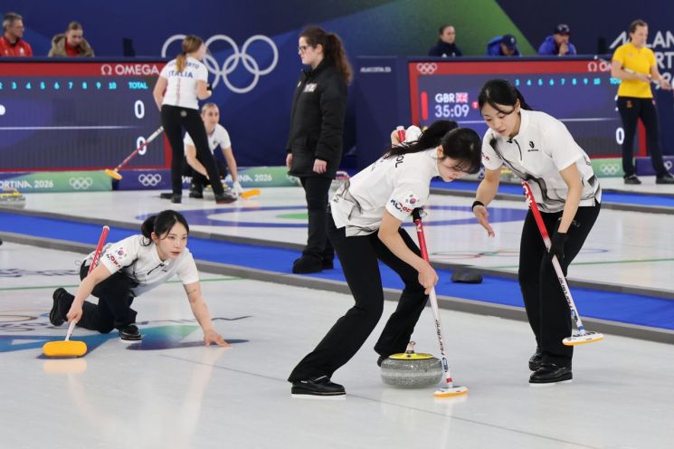 컬링 한일전에 韓 승리에도 일장기 내보낸 JTBC "제작진 과실에 깊이 사과"