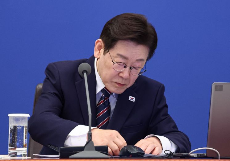 '최후 수단'이라는 세금, 아파트 임대사업자 첫 타깃될까[부동산AtoZ]