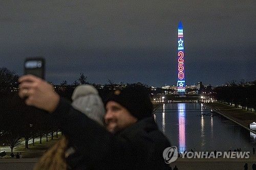 "당신들 돈이 필요하다"…美대사관들, 건국250주년 앞두고 '공격적 모금' 논란
