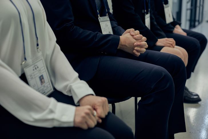 "명절에 집에 못 가" 곡소리 나온다…'징검다리' 마저 사라진 살얼음판 청년층