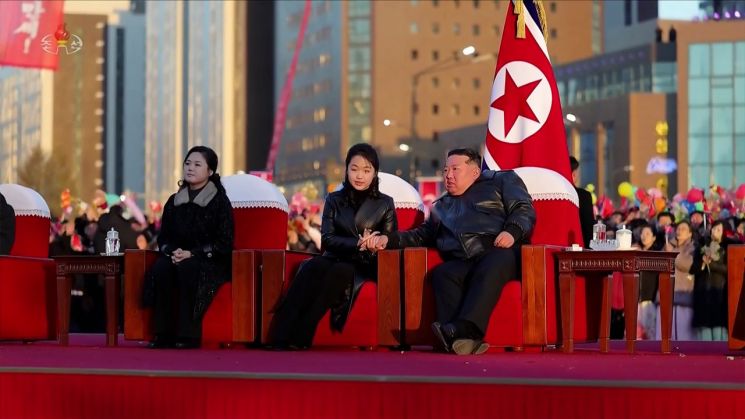 "北 김주애, 김정은보다 무서운 인간 가능성"