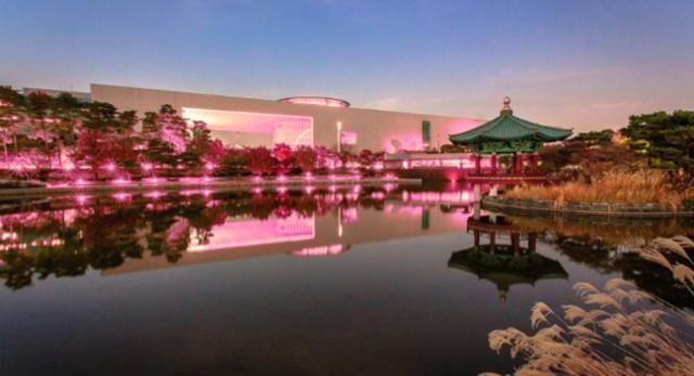 국립중앙박물관 '국중박 X 블랙핑크' 야외 조명 행사 예시 이미지. 국립중앙박물관 제공