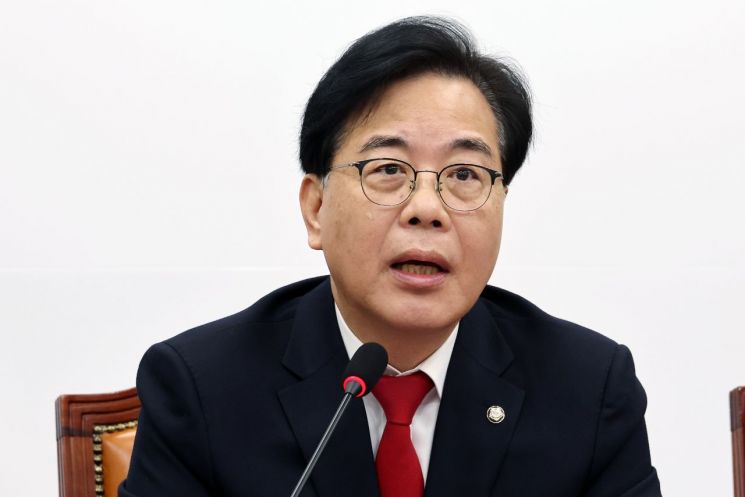 송언석 "尹 유죄 책임 통감…헌정 위협 세력과 단호히 선긋겠다"