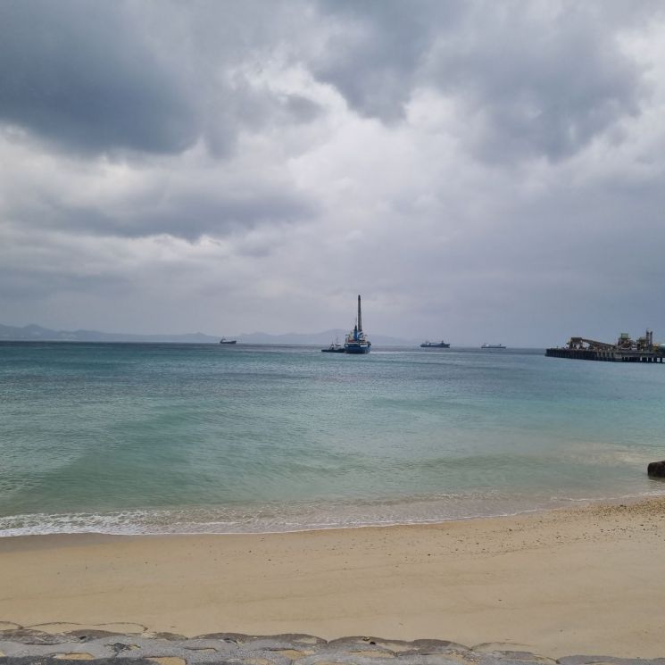 반환 약속 30년 지났는데…美 "장거리 활주로 없으면 오키나와 비행장 반환 불가"