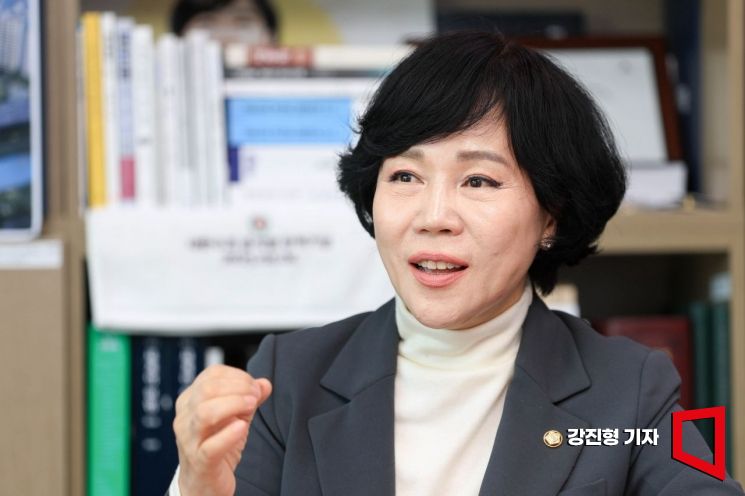 [지방선거 인터뷰]전현희 "1000만 국민 민원 해결 경험…시민 권익 위해 쓸 것"