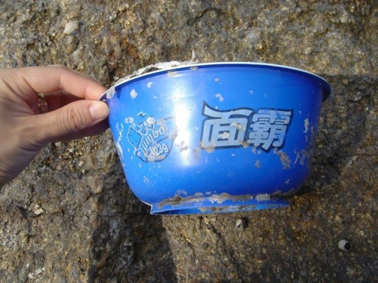 우리 바다 점령한 중국산 쓰레기…"양식장 피해 사례도"