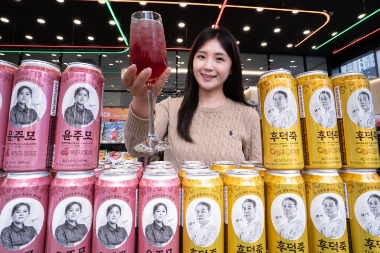 세븐일레븐, 스타셰프 하이볼 출시 3주만에 20만개 돌파…매출 1·2위 싹쓸이