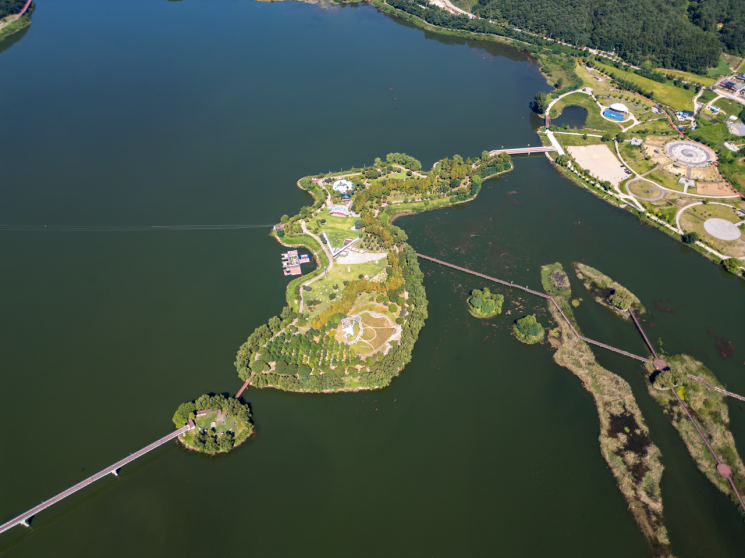 양구군, 연간 관광객 48만명 돌파…‘한반도섬·DMZ’가 이끌었다