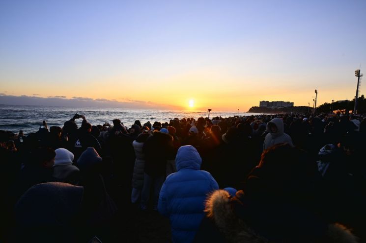 속초관광수산시장, 내비 검색 비수도권 ‘1위’…수도권 공세 뚫고 ‘전국 7위’