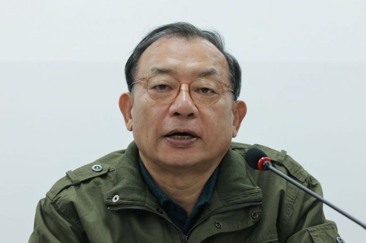 야상 입은 이정현, '계엄 연상' 지적에 "5만원 짜리 시장옷, 더 입을 것"