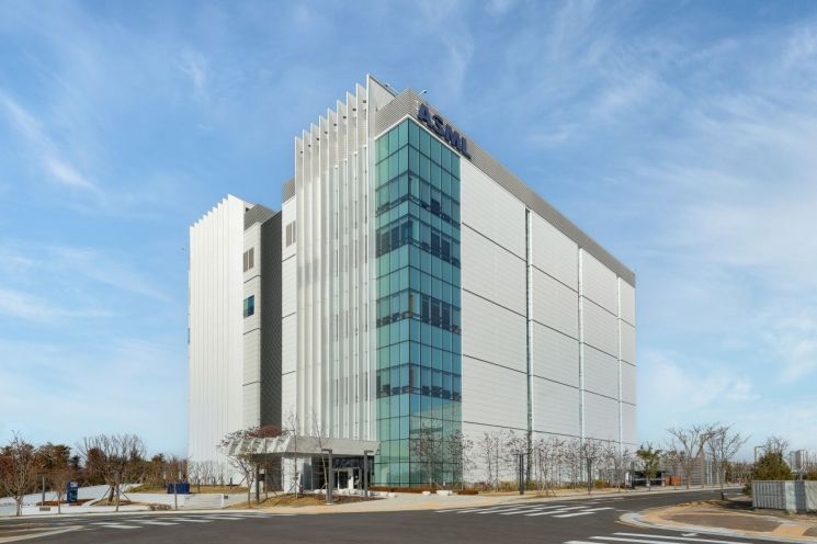 ASML 코리아, 글로벌 트레이닝 센터 개소…"CS엔지니어 연간 4000명 양성"