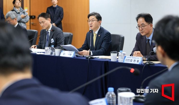 [포토] 발언하는 이억원 금융위원장