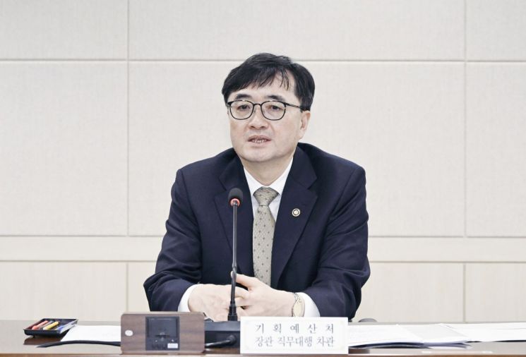 임기근 "추경, 세입·경기흐름 등 종합 고려…본예산 집행이 우선"