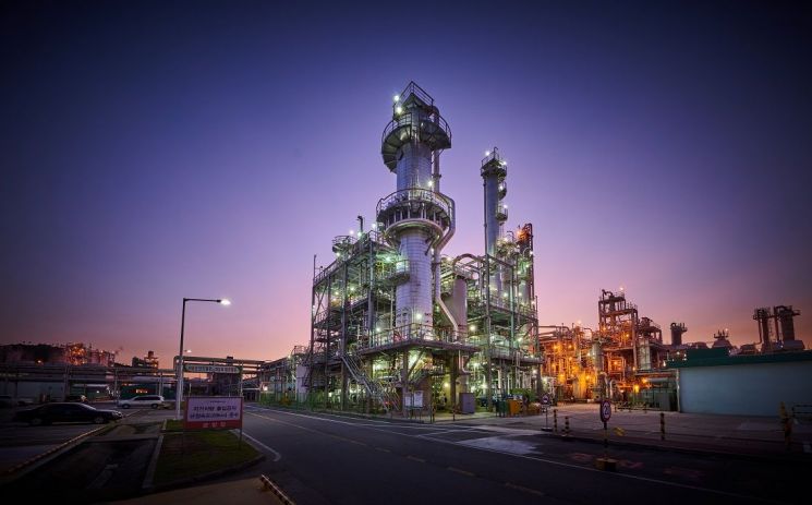 [중화학ON]같은 위기, 다른 선택… 성과급에 드러난 에너지 기업들의 속내