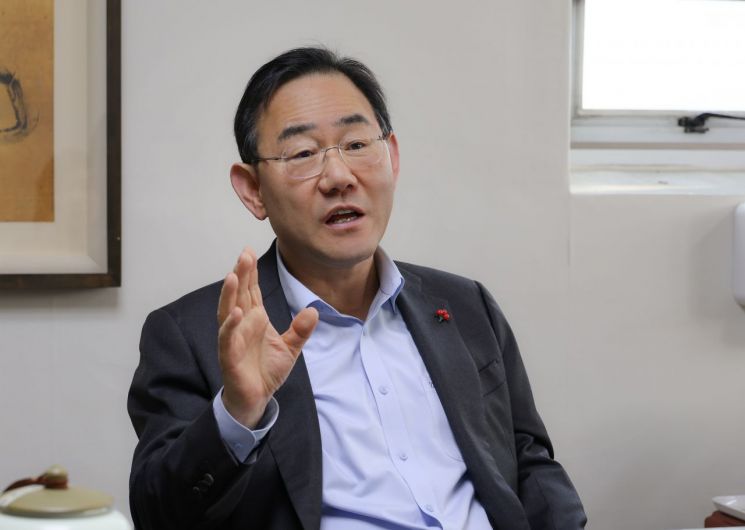 대구시장 출마를 선언한 주호영 국회 부의장(대구 수성구갑)이 지난 20일 아시아경제와 인터뷰하고 있다. 주호영 의원실