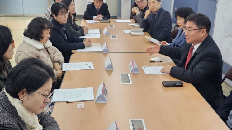 권순기 경남교육감 예비후보, 인성교육 토론회 개최