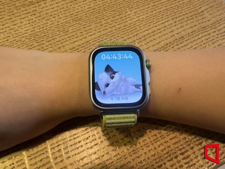 "배터리 성능 미쳤네" 애플워치보다 얇고 가벼운데 열흘 거뜬…가격도 반값[써보니]