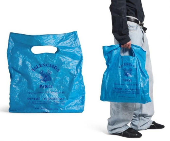 다림질하다 태운 셔츠가 160만원?…그래도 불티