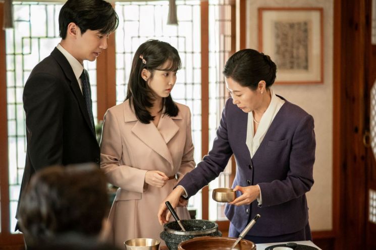 '레몬' 대신 '감귤'…치밀한 현지화가 K드라마 장르 한계 깼다[실물 한류]