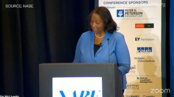 AI 영향력 주시하는 Fed…월러 "AI 고용 우려 과장" VS 쿡 "AI로 수요 측면 통화정책 어려울 것"(종합)