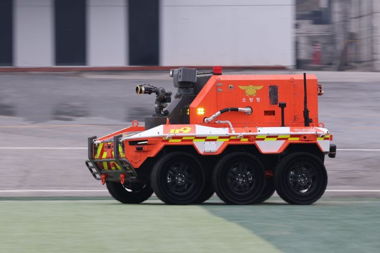현대차그룹, 무인소방로봇으로 소방관 안전 지킨다
