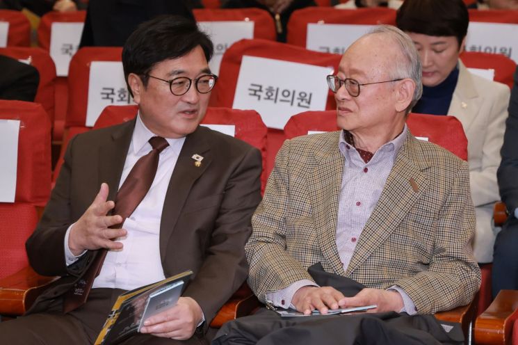 우원식 "5·18 개헌, 국민 압도적 찬성…국민투표법 3·1절 상정"