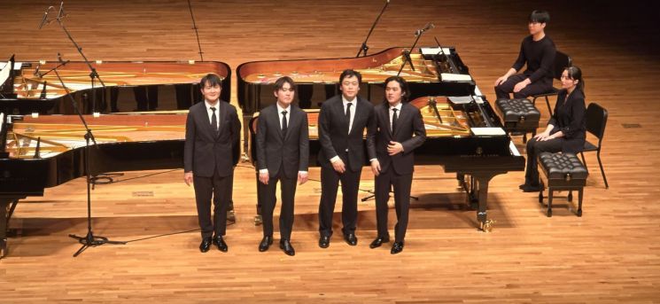 故 정주영 25주기 추모…클래식 4대 천황 한자리