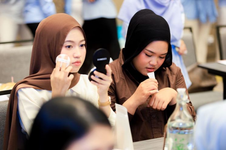 할랄 인증 K뷰티…코스맥스, 서남아·중동 공략 본격화