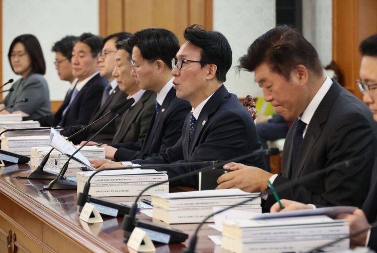 金총리 "ODA 근본 혁신…국민에 정보 공개해 투명하게 진행"