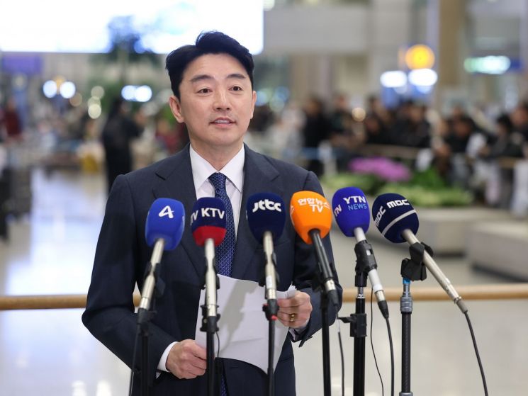 강훈식 "한-UAE, 방산 350억달러 등 650억달러 사업 함께 추진"