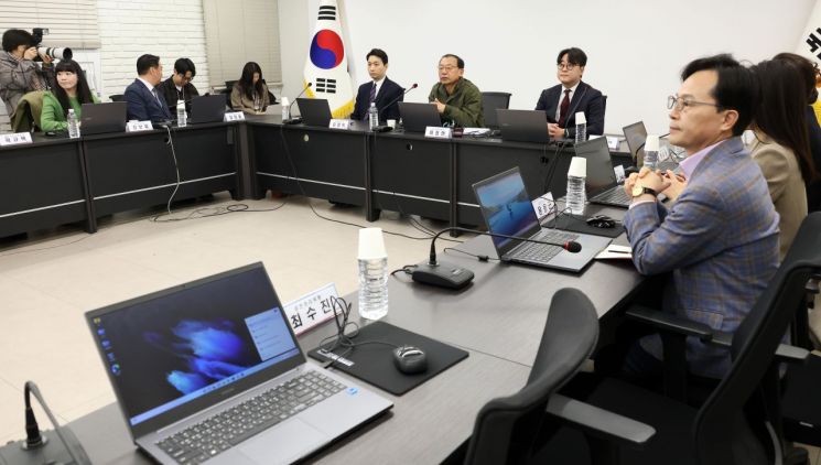 국힘, 내달 26일부터 지선 경선…시·도지사, 청년 공개오디션 예고