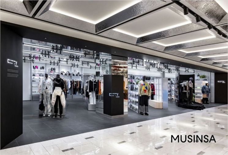 무신사 엠프티, 압구정 갤러리아 입점…하이엔드 패션 공략 강화
