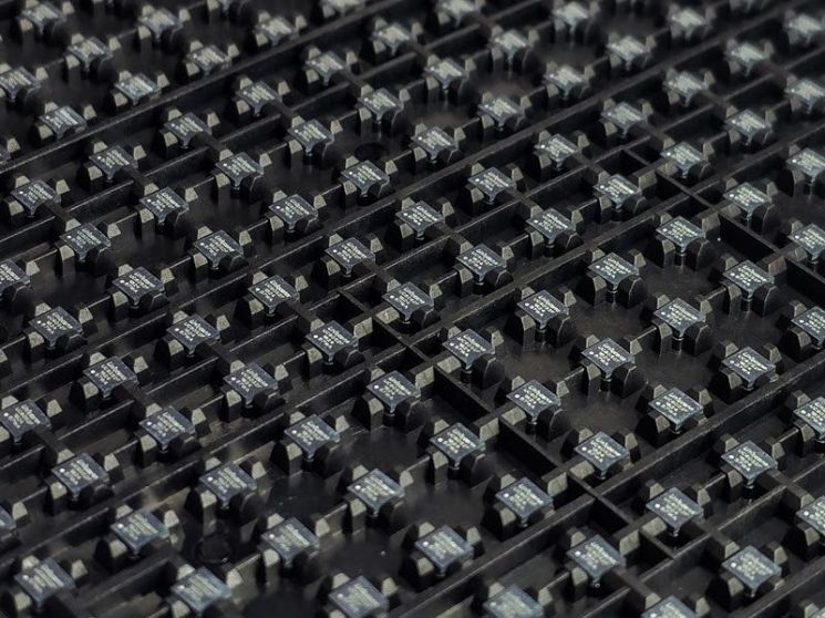 ‘초고속 무선통신 반도체’ 유니컨, 185억 시리즈B 투자유치