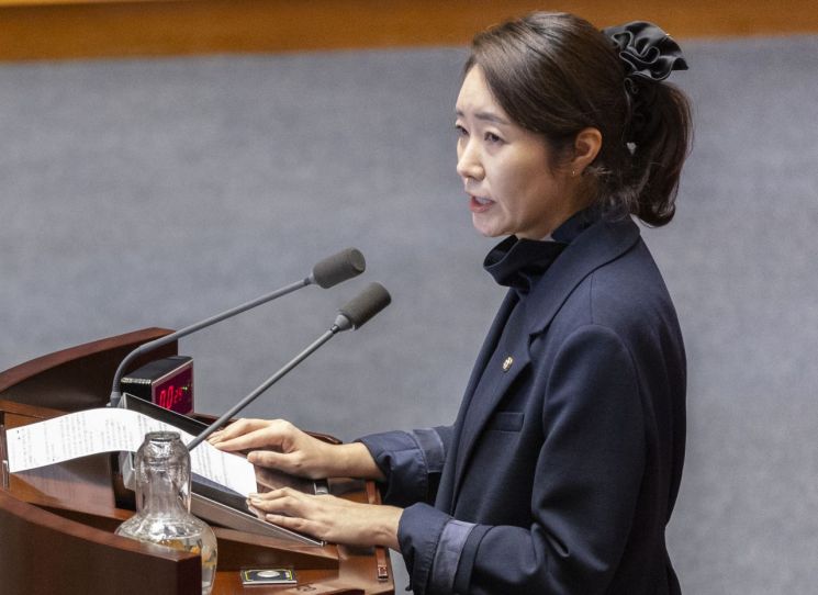 경찰, '공천헌금' 강선우 자산 1억원 추징보전 신청