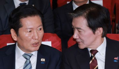 "호남에서도 경쟁 필요"…조국, 민주당과 지선 맞대결 시사