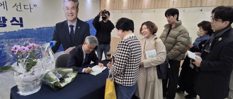 교육 본질 지키며 '늘 아이편에 서는' 안광식 교육 전문가