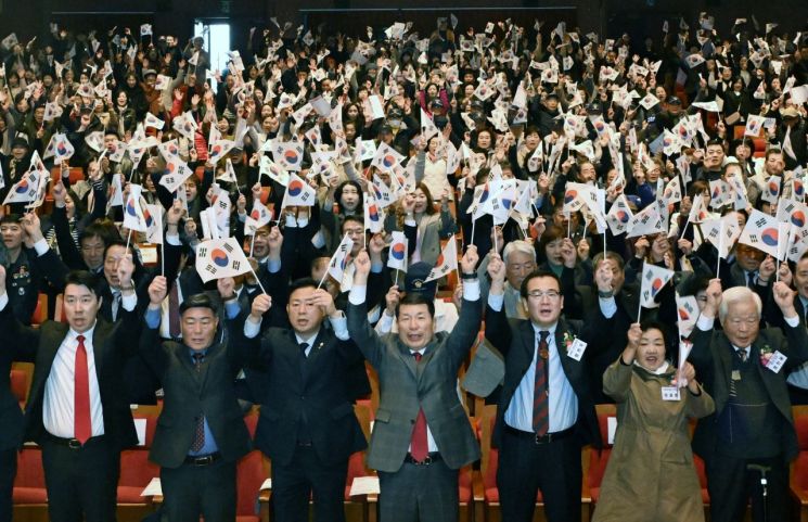 백경현 시장 “선조들의 숭고한 희생 잇고 그 용기 가슴에 새기겠다”