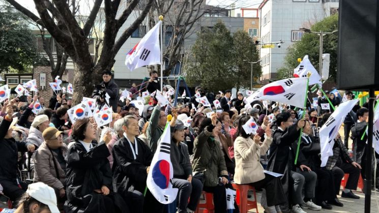 "꼬레아 우라!" 광주 고려인마을에 다시 울린 1919년 함성