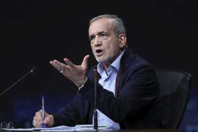 페제시키안 이란 대통령 "국가 역량 총동원해 응징"…이란 '3인 체제' 가동[美 이란 공습]