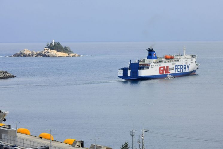 "29만원대에 블라디보스토크 간다" 속초~러시아 카페리 운항 재개